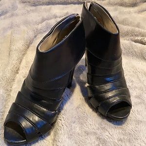 Mossimo opened toed booties